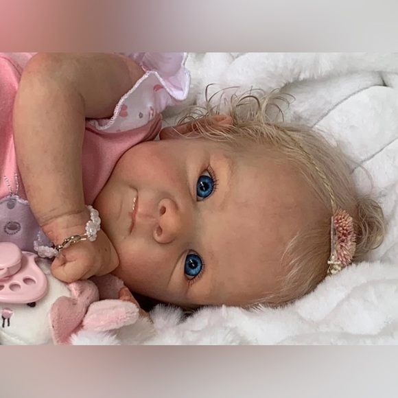 Baby Girl Reborn Doll NWT - Picture 5 of 8